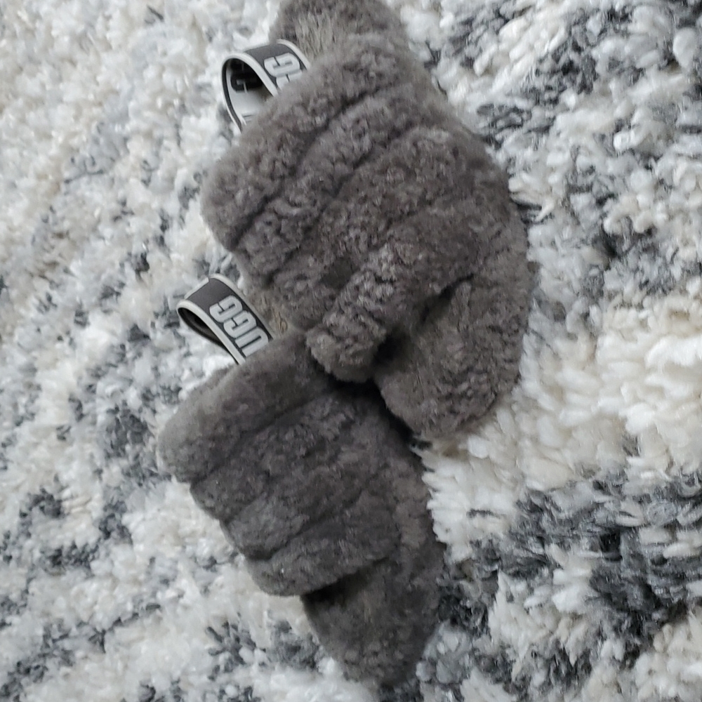 UGG Fluff Yeah slipper
